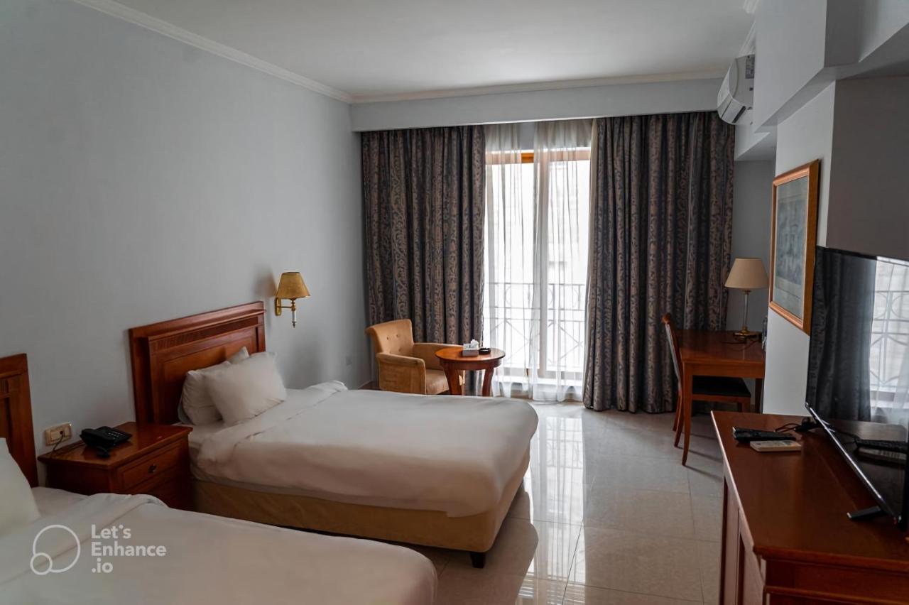 Guest House Hotel Amman By Fhm エクステリア 写真